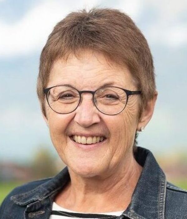 Esther Mathyer
